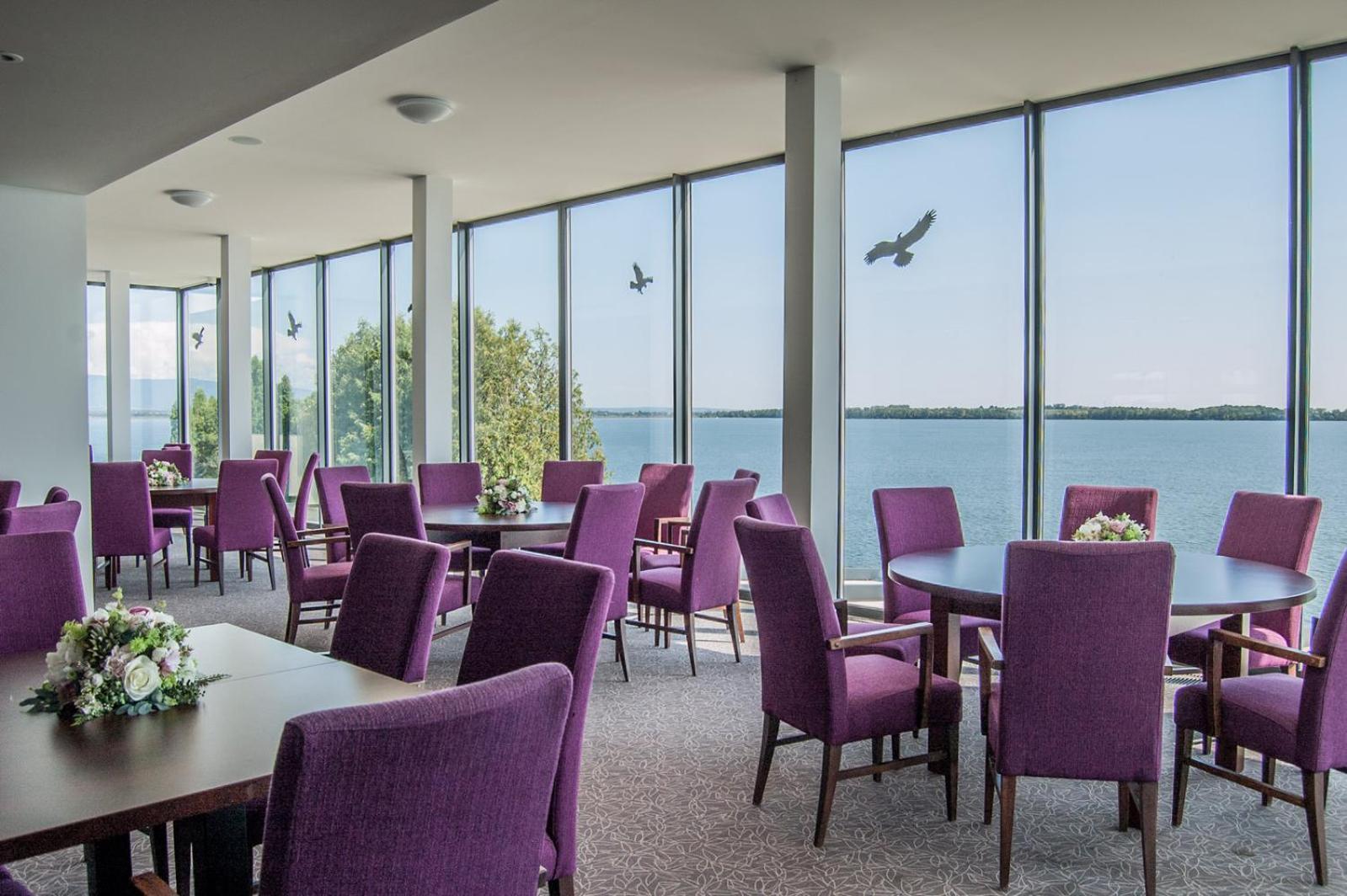 Hotel Eurobus Kaluza Bagian luar foto