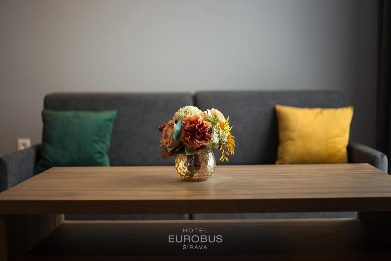 Hotel Eurobus Kaluza Bagian luar foto