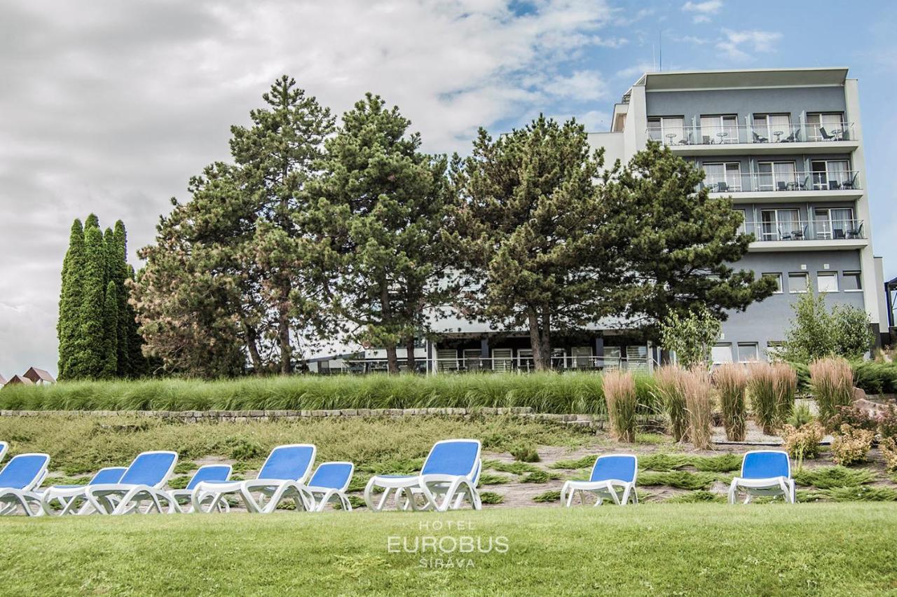 Hotel Eurobus Kaluza Bagian luar foto