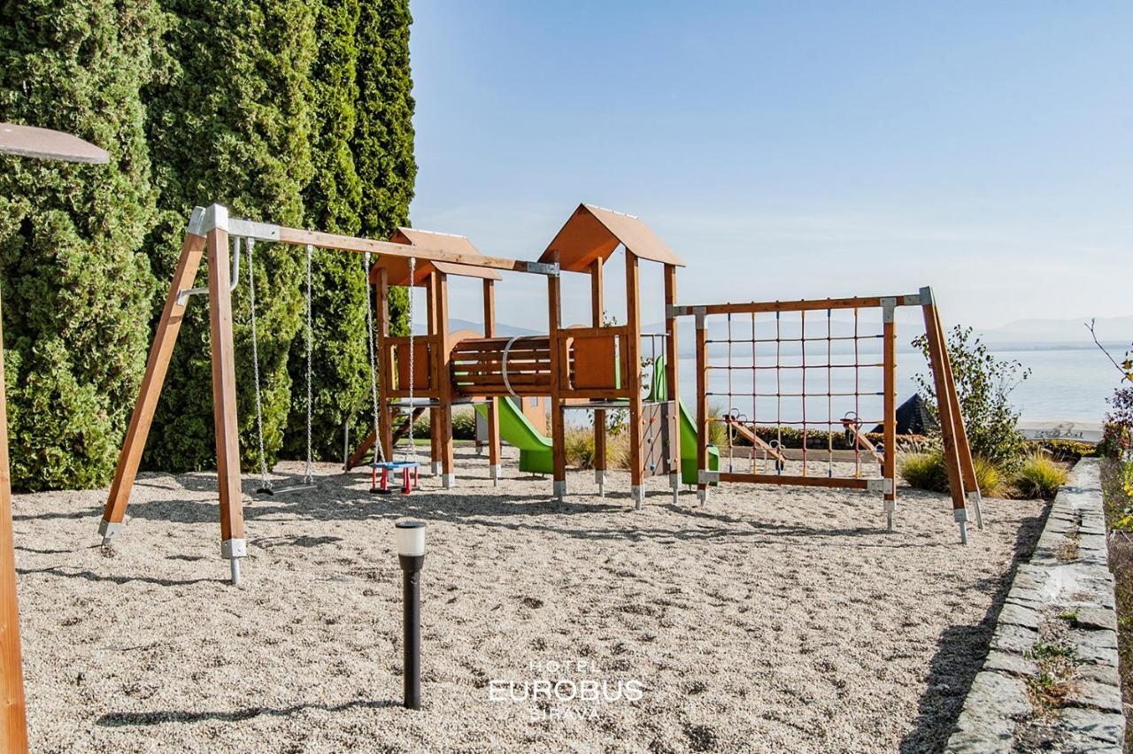 Hotel Eurobus Kaluza Bagian luar foto